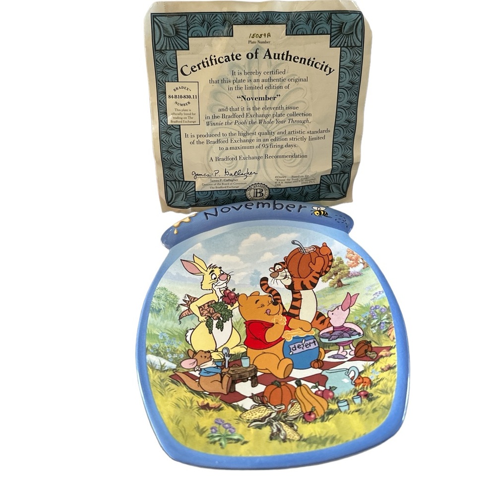 Winnie the Pooh collection dish